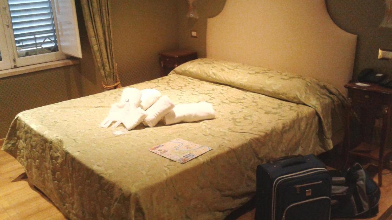 Trevi Qq Rooms Рим Екстериор снимка